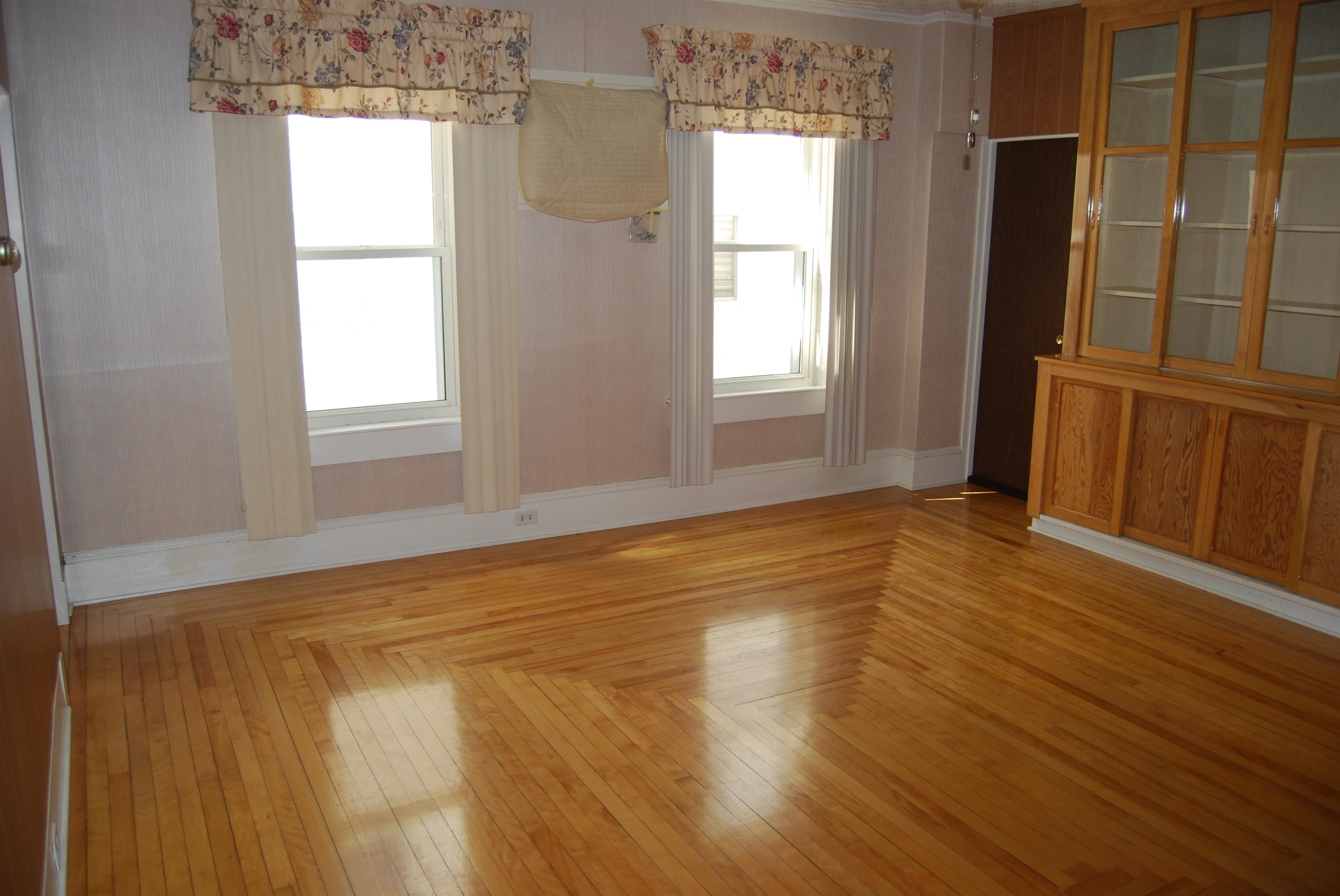 370 Rimmon Street Manchester, NH 03102 - Photo 10 of 22