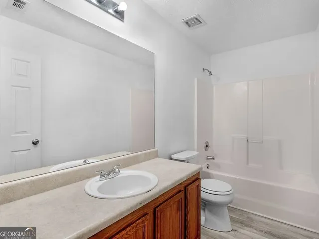 $2,300 | 305 Nunnally Drive, Stockbridge, GA 30281