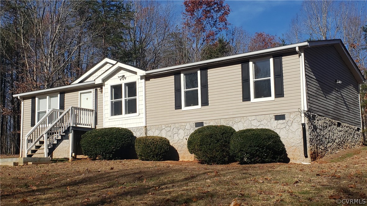 2021 Five Forks Road Pamplin, VA 23958 - Photo 11 of 11 a view of a house with a roof deck