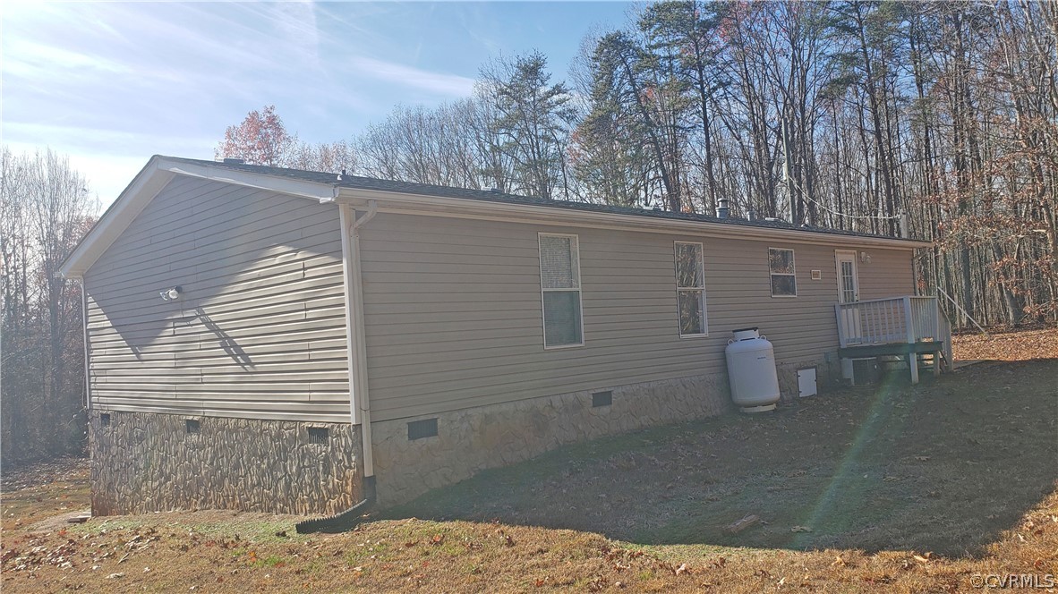 2021 Five Forks Road Pamplin, VA 23958 - Photo 10 of 11 a view of a back yard of the house