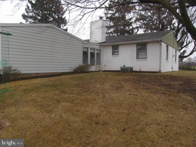 217 St Johns Road Littlestown, PA 17340 - Photo 3 of 23