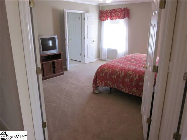 507 Waterstone Way Simpsonville, SC 29680 - Photo 11 of 25 Gallery Image 11