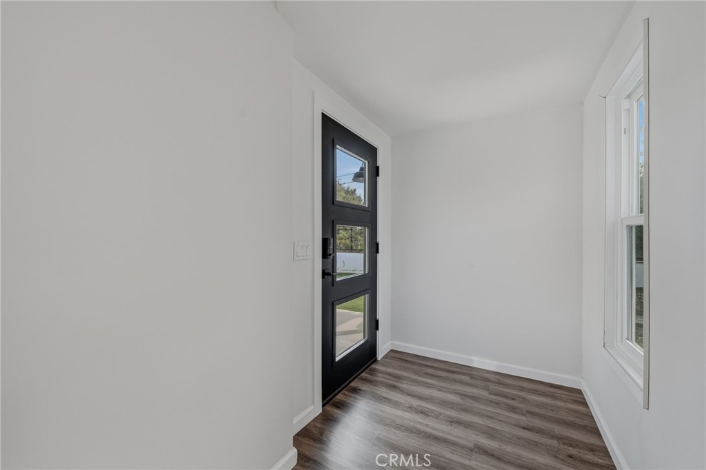 1864 Winterwarm Drive Fallbrook, CA 92028 - Photo 14 of 57 Front Door from Inside