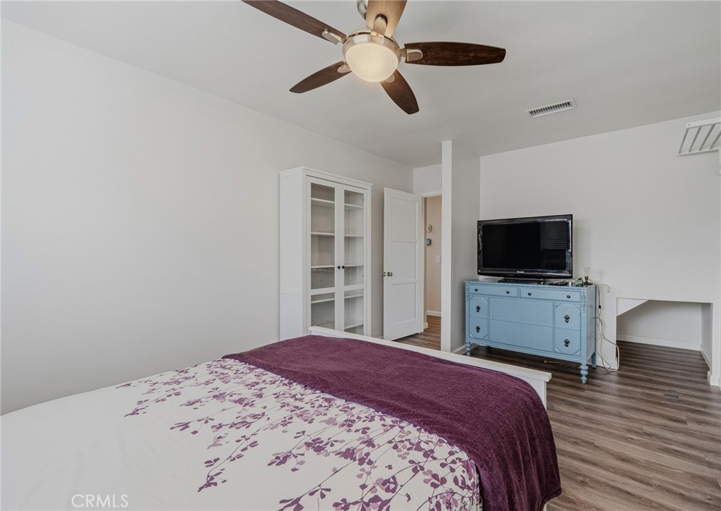 1864 Winterwarm Drive Fallbrook, CA 92028 - Photo 27 of 48 Bedroom 1