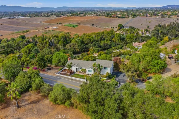 $1,099,000 | 1864 Winterwarm Drive, Fallbrook, CA 92028