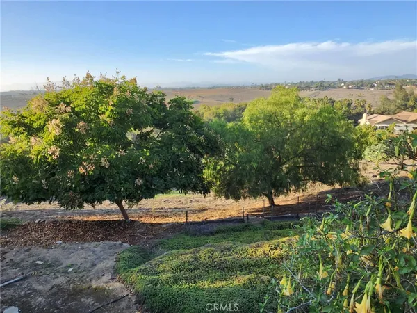 $1,099,000 | 1864 Winterwarm Drive, Fallbrook, CA 92028