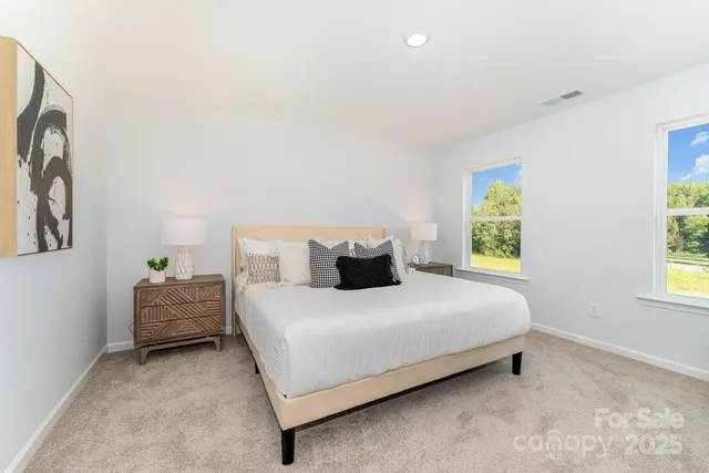 $379,990 | 3031 Breslin Street, Charlotte, NC 28214