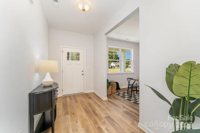 $379,990 | 3031 Breslin Street, Charlotte, NC 28214