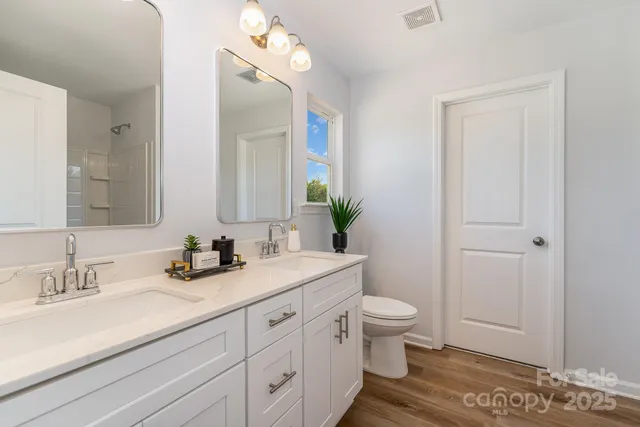 $379,990 | 3031 Breslin Street, Charlotte, NC 28214