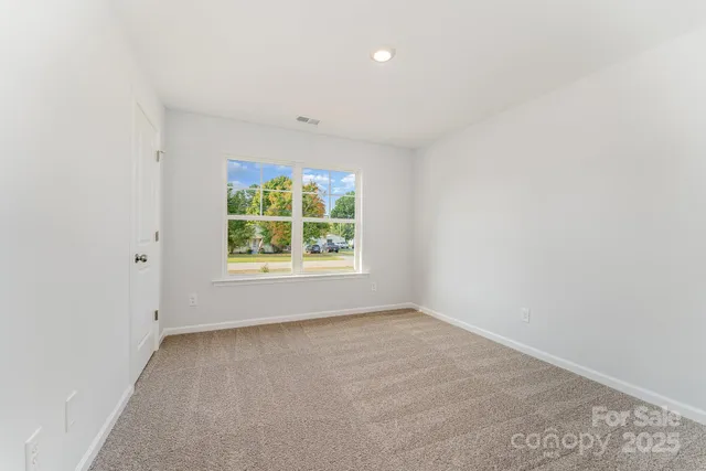 $379,990 | 3031 Breslin Street, Charlotte, NC 28214