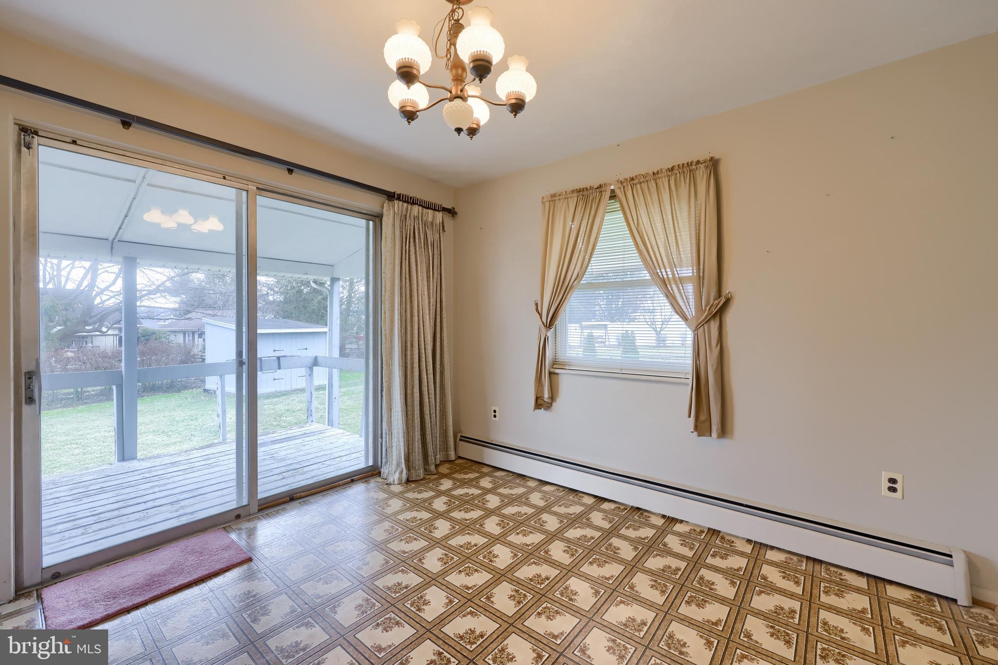 308 Ruth Drive York, PA 17403 - Photo 12 of 36 Gallery Image 12