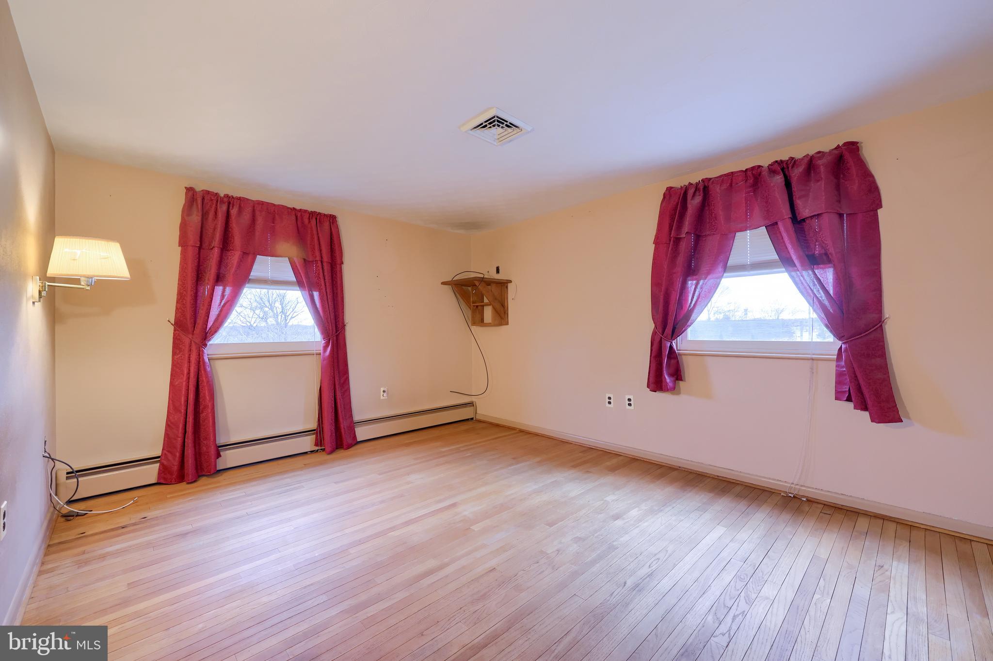 308 Ruth Drive York, PA 17403 - Photo 17 of 36 Gallery Image 17