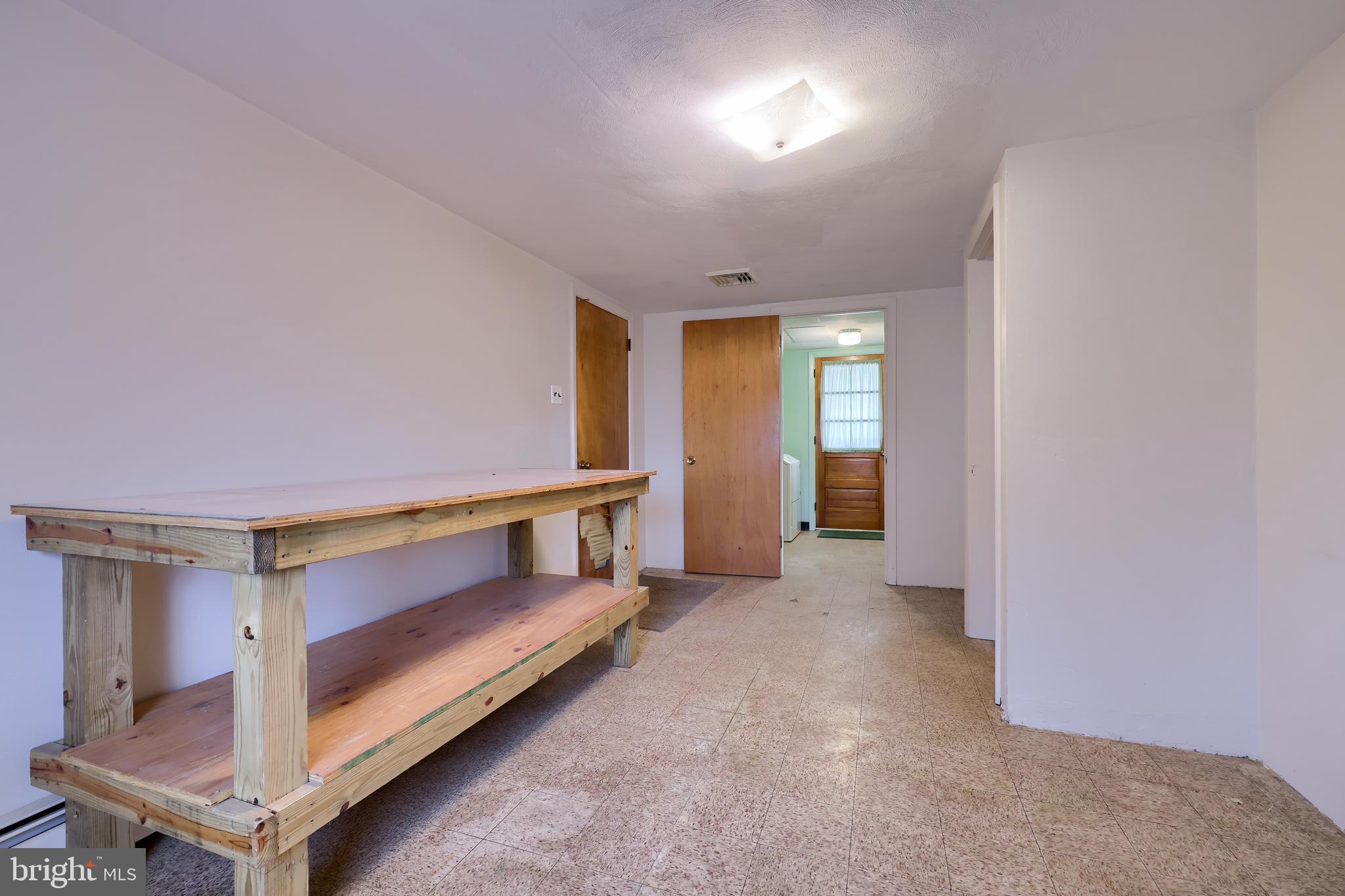 308 Ruth Drive York, PA 17403 - Photo 20 of 36 Gallery Image 20