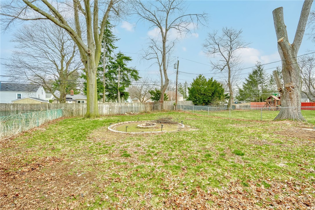 232 Fielding Road Greece, NY 14626 - Photo 34 of 36