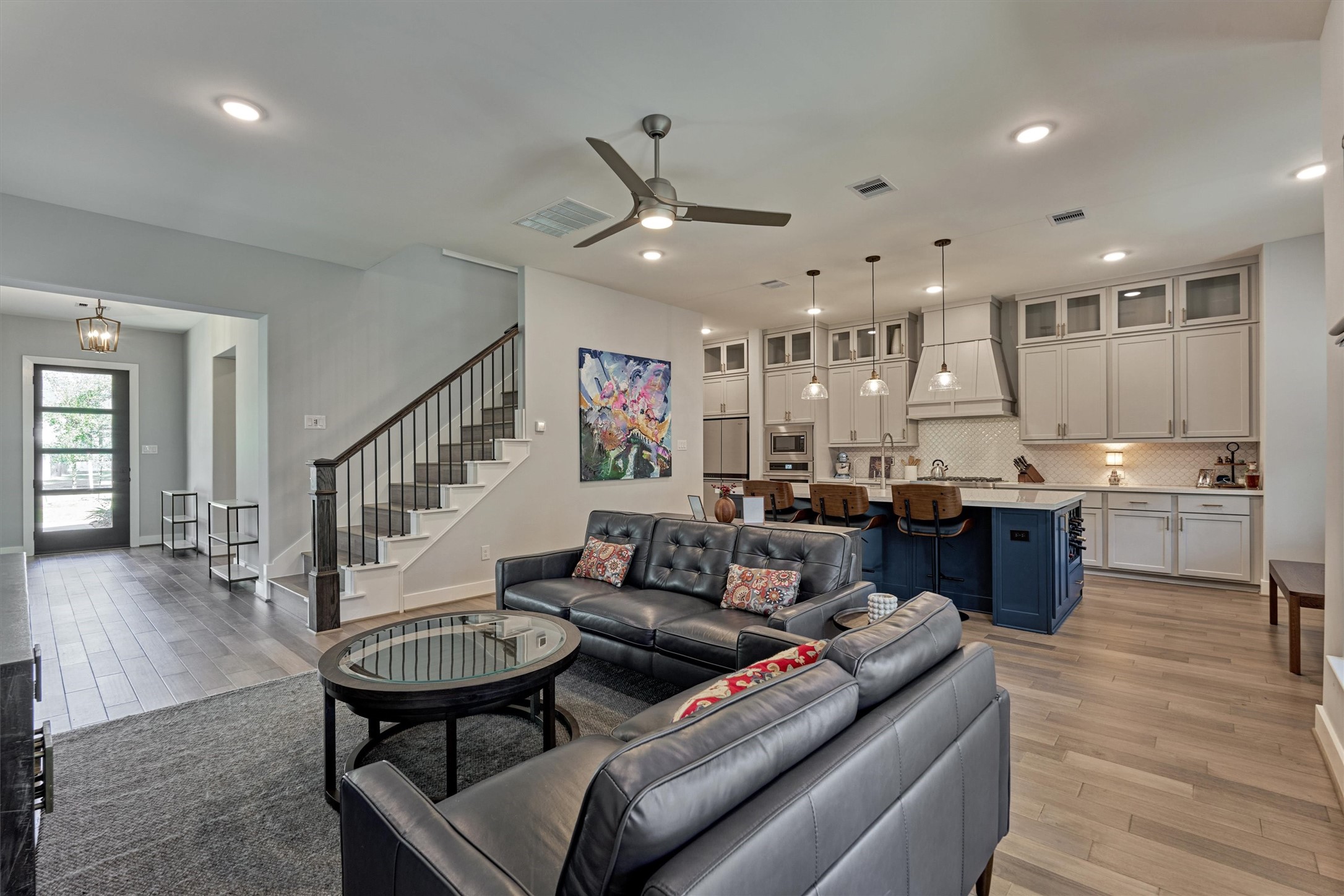 2 Honeycomb Ridge Place Spring, TX 77380 - Photo 11 of 36