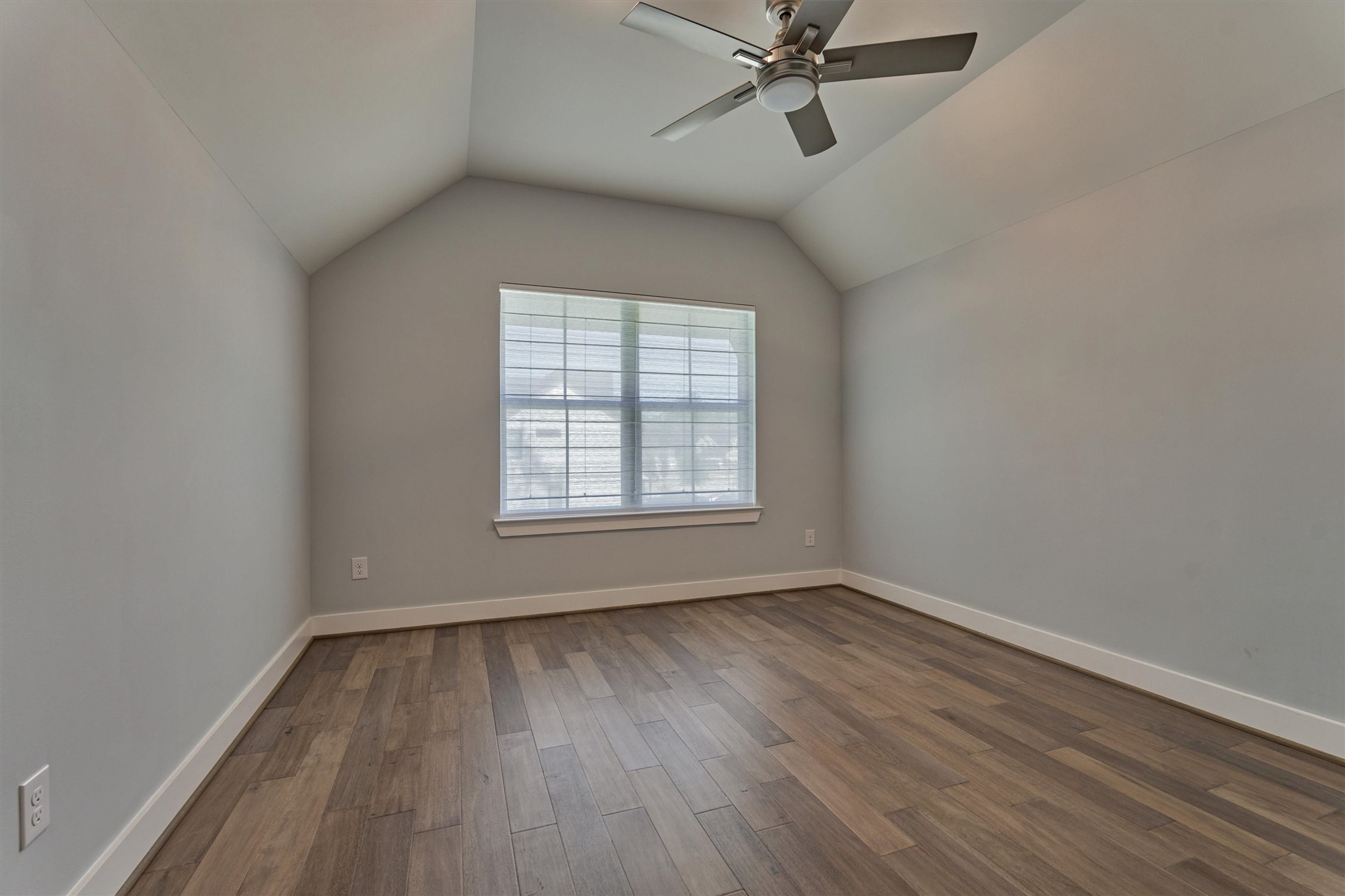 2 Honeycomb Ridge Place Spring, TX 77380 - Photo 26 of 36