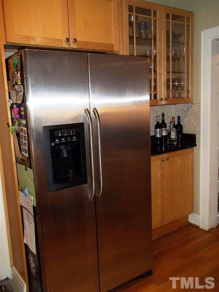 507 Cleveland Street Raleigh, NC 27605 - Photo 15 of 25 a view of a refrigerator