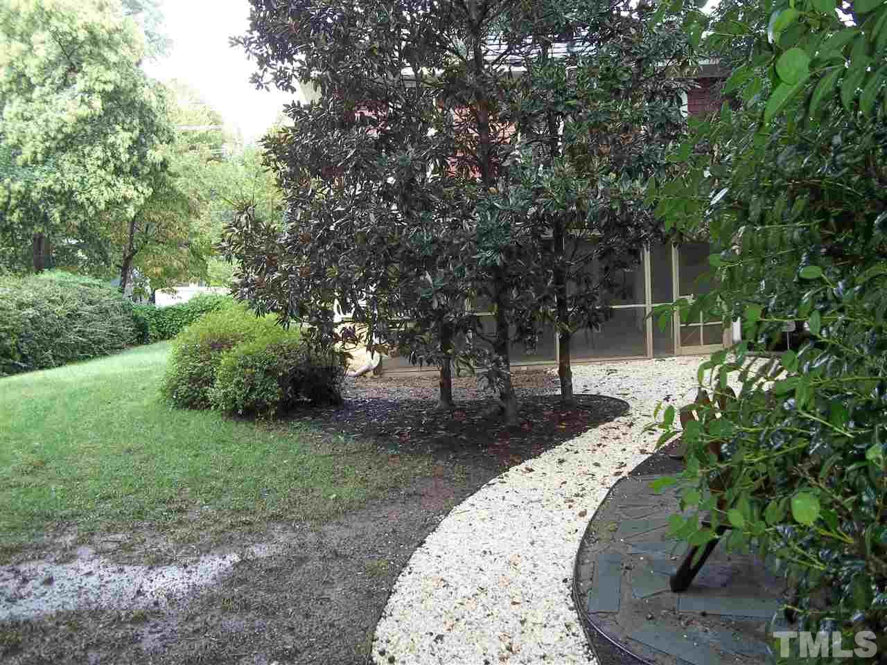 507 Cleveland Street Raleigh, NC 27605 - Photo 25 of 25 a view of a backyard