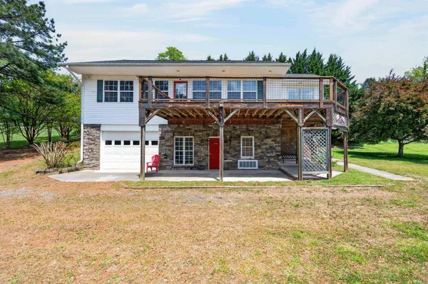 $499,990 | 4120 Clarks Ferry Road, Draper, VA 24324