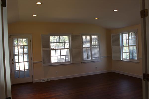 16 Shaw Road Wellesley, MA 02481 - Photo 3 of 24