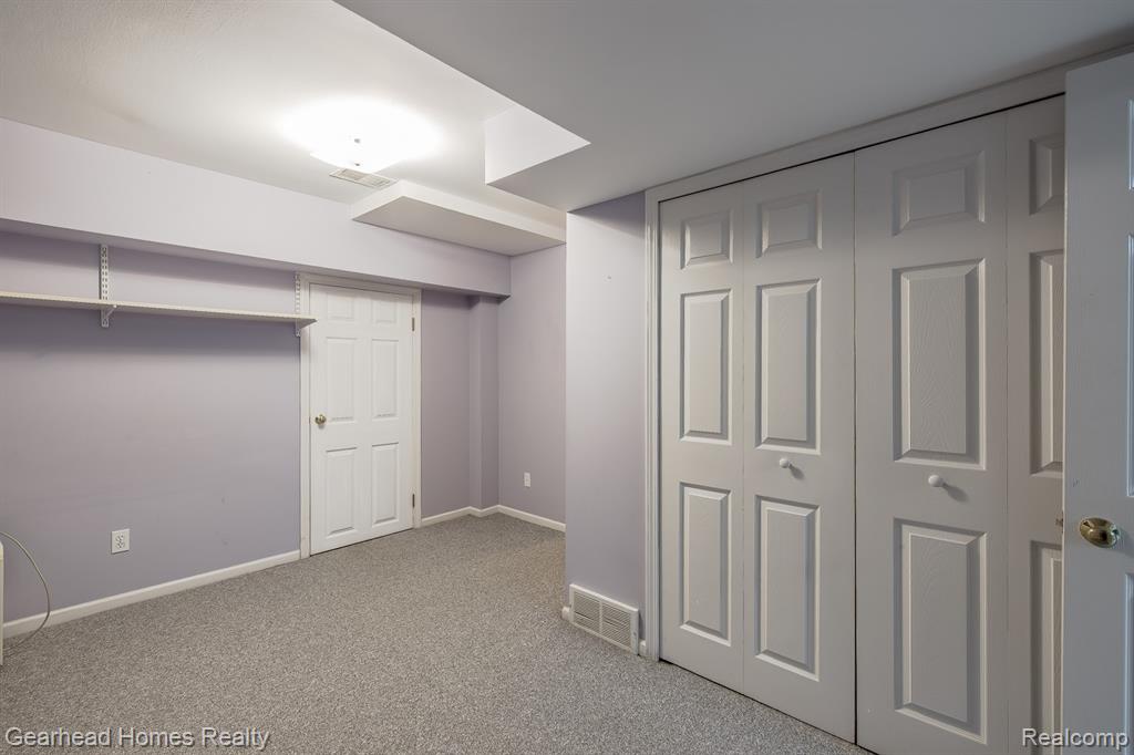 8088 Denton Hill Road Fenton, MI 48430 - Photo 39 of 56