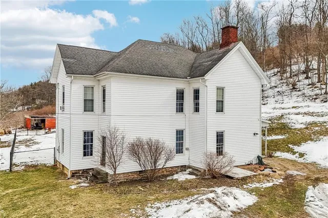 $285,000 | 175 Hull Run Road, Waynesburg, PA 15370