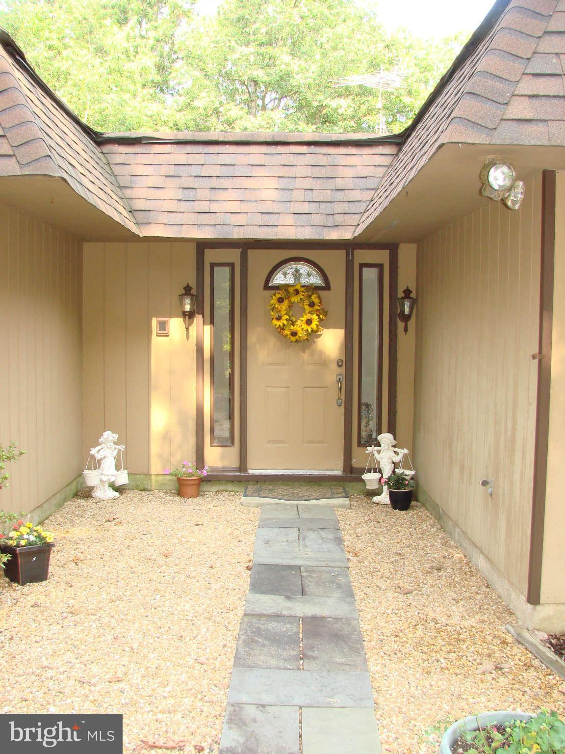 Exterior  Front