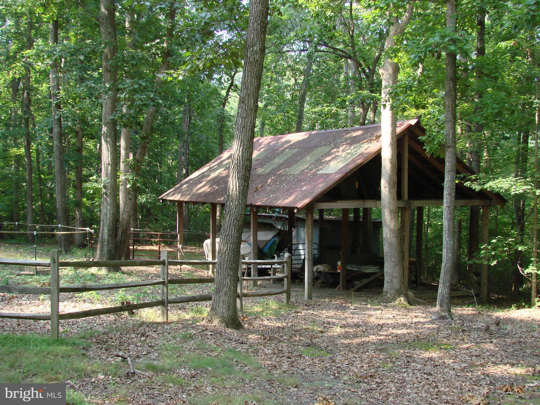 11461 Bears Den Road Marshall, VA 20115 - Photo 12 of 29 Exterior General