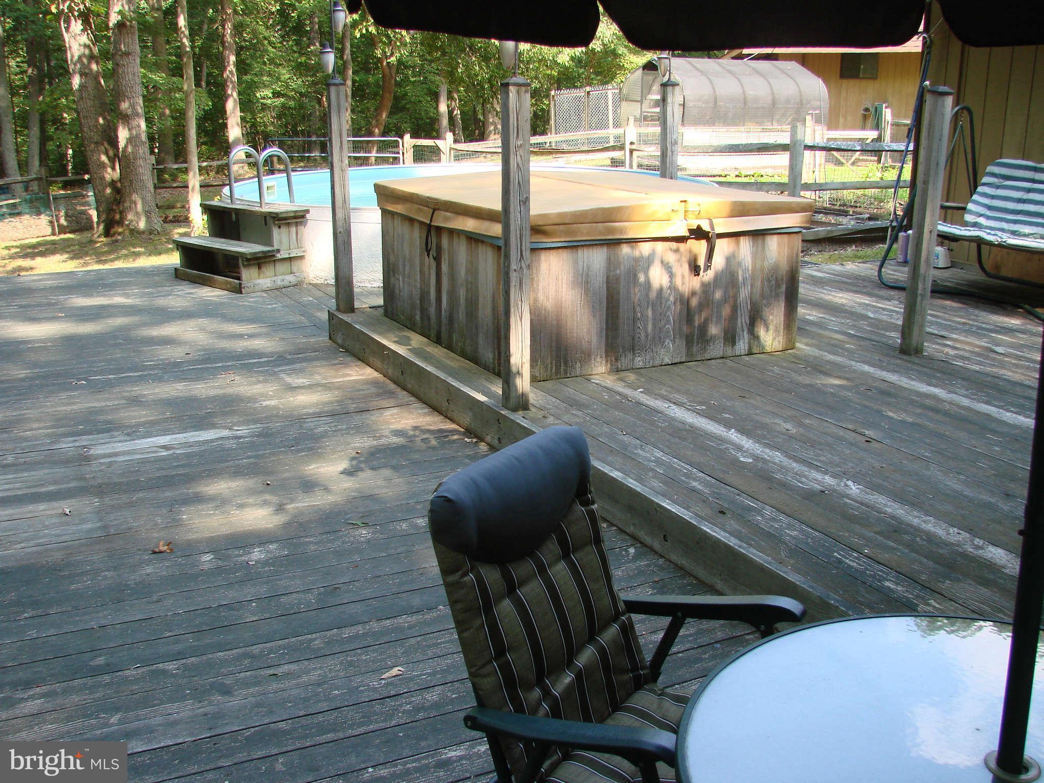 11461 Bears Den Road Marshall, VA 20115 - Photo 16 of 29 Exterior General