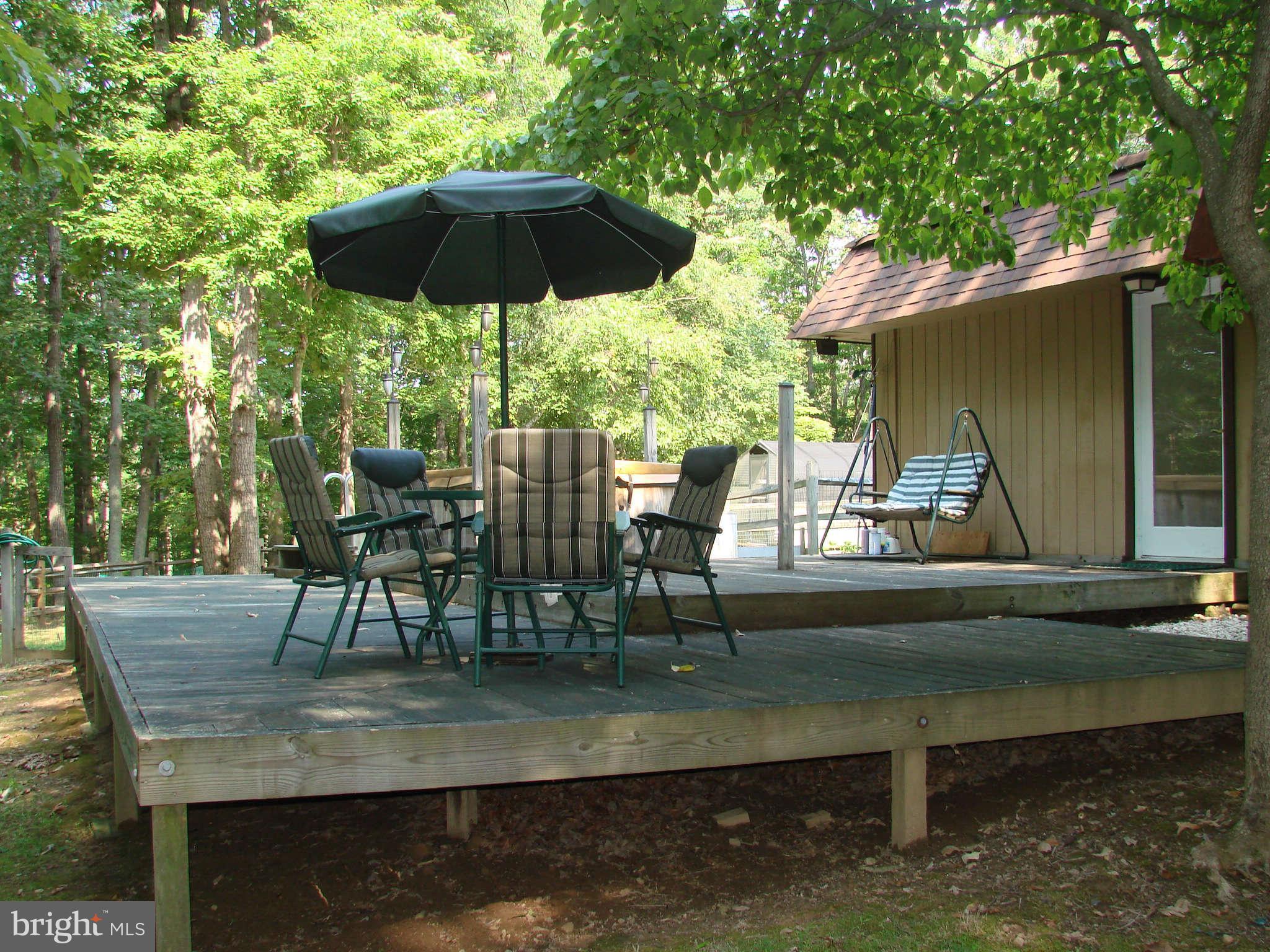 11461 Bears Den Road Marshall, VA 20115 - Photo 17 of 29 Exterior General