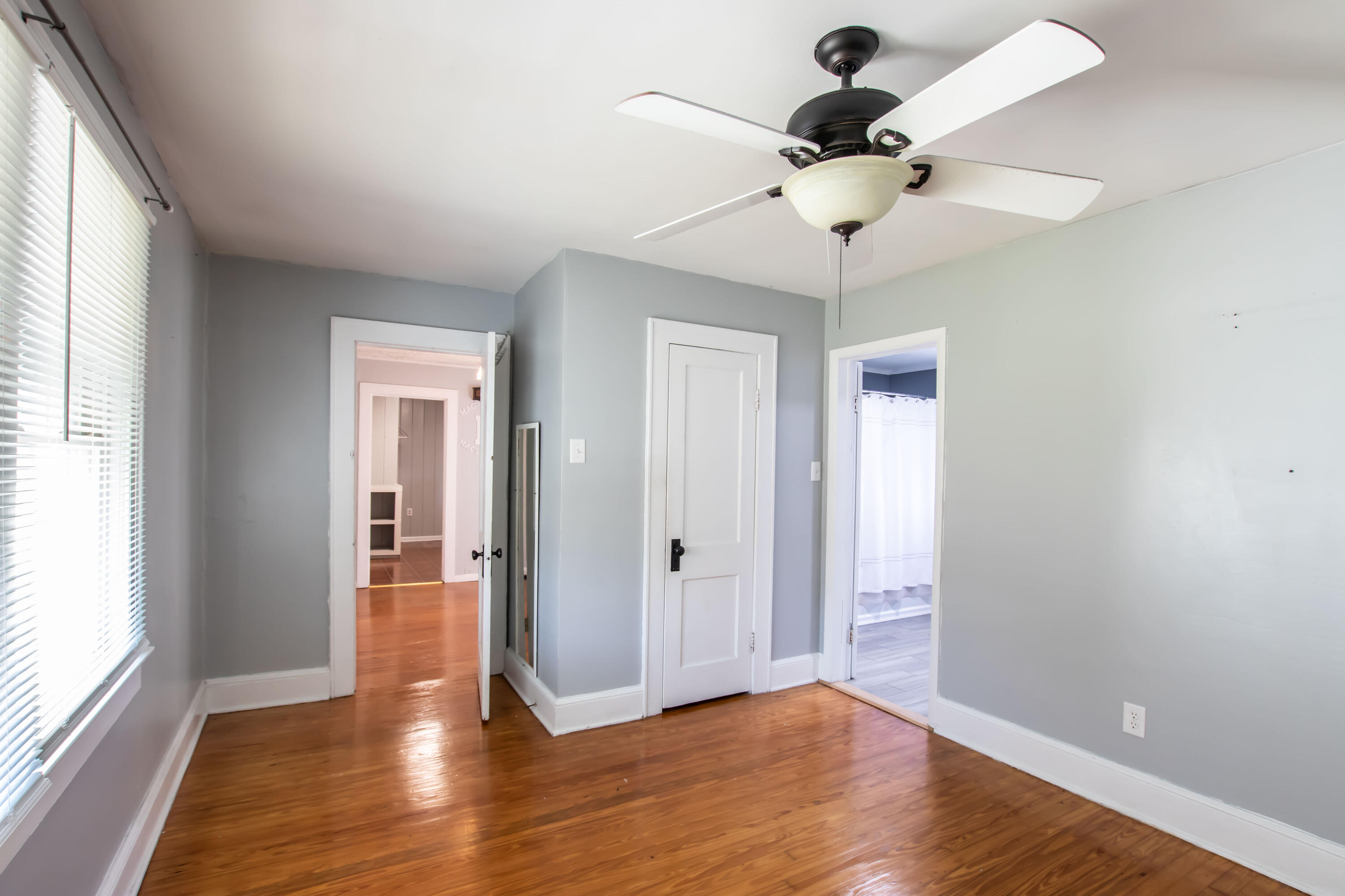 359 Crossway Road Bristol, VA 24201 - Photo 21 of 35 Primary Bedroom