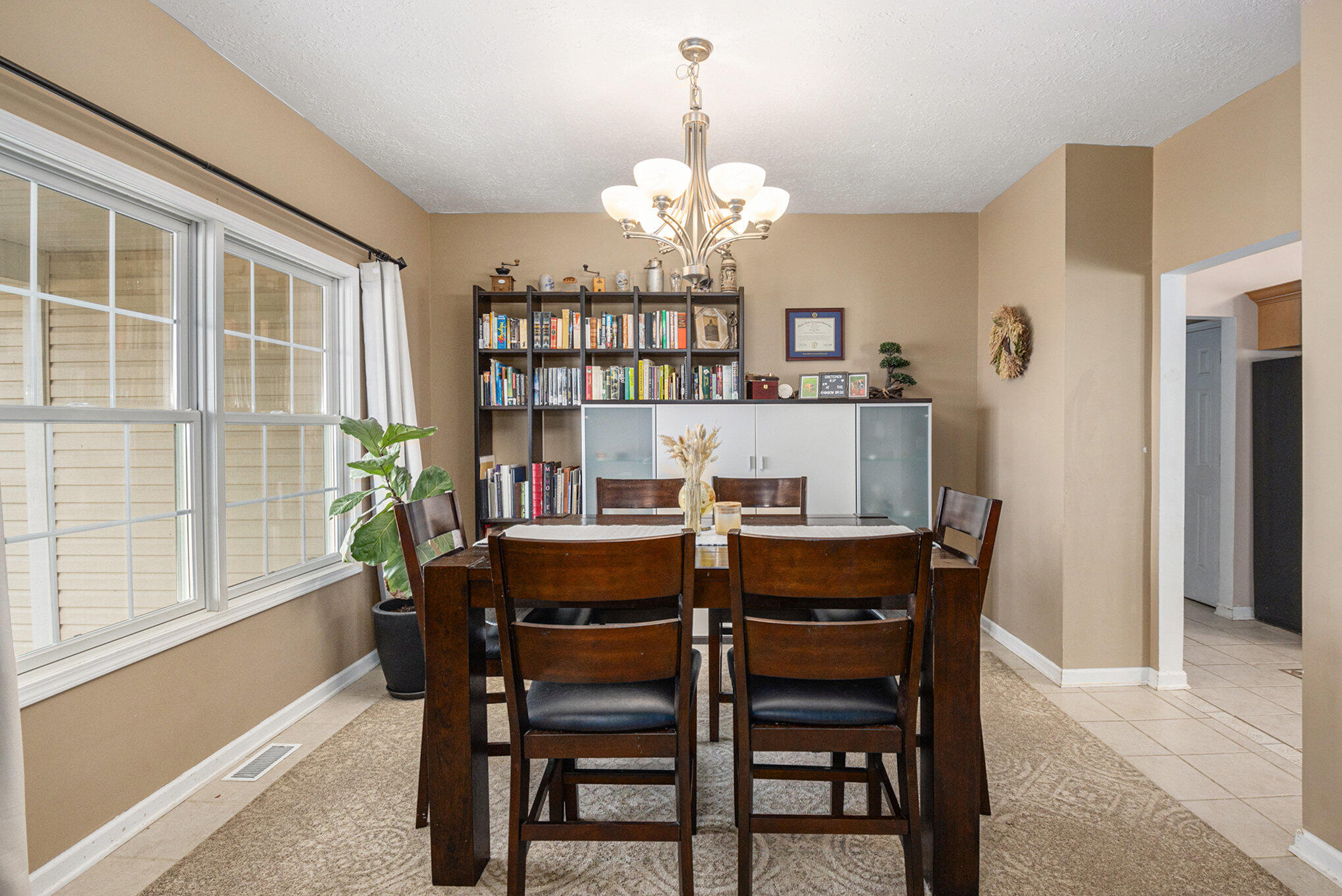 10585 Stewart Road Monroe, MI 48162 - Photo 14 of 28 10585 Stewart