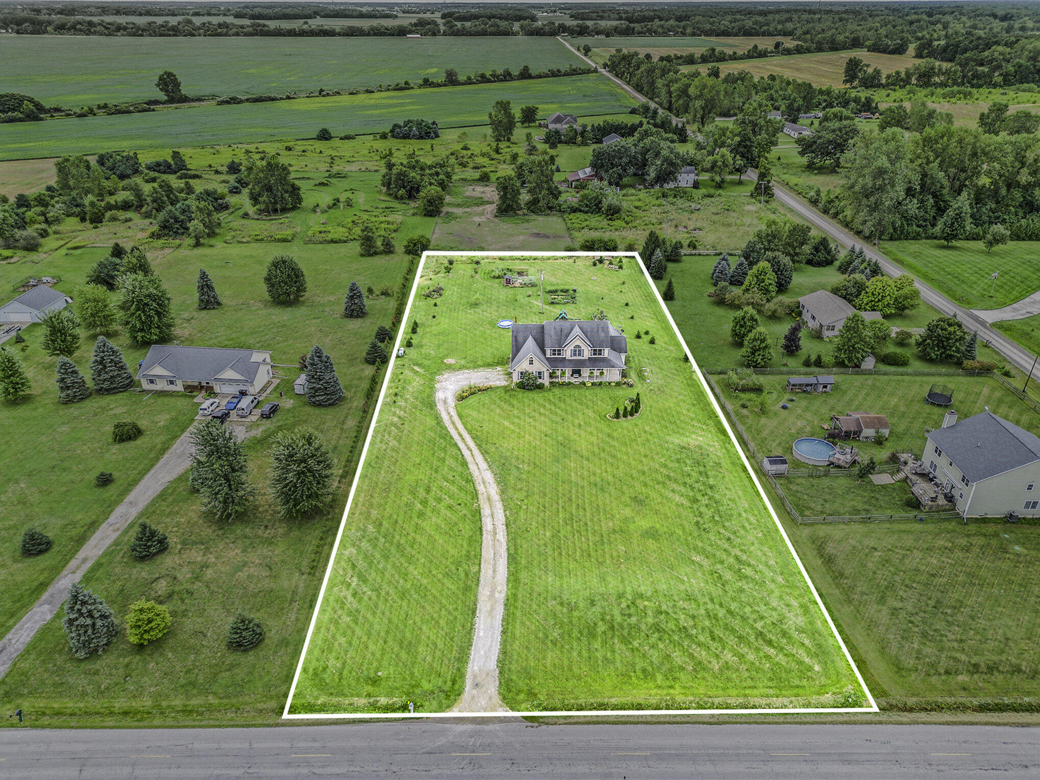 10585 Stewart Road Monroe, MI 48162 - Photo 3 of 28 10585 Stewart