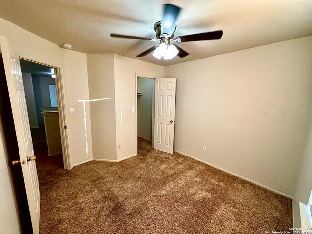 $2,100 | 22230 Goldcrest Run, San Antonio, TX 78258