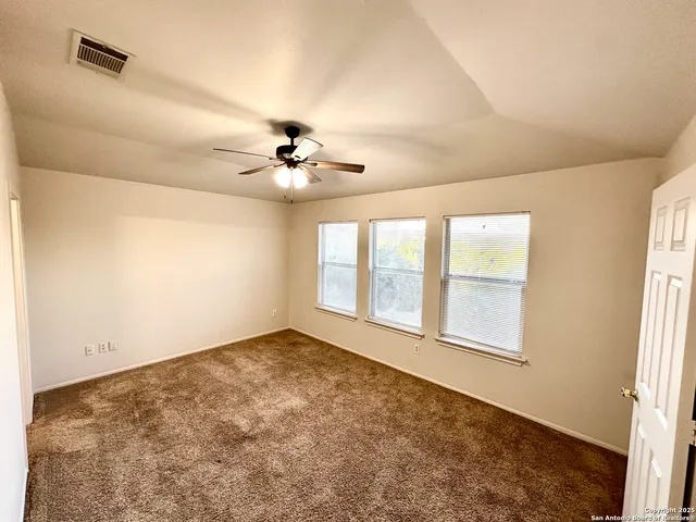 $2,100 | 22230 Goldcrest Run, San Antonio, TX 78258