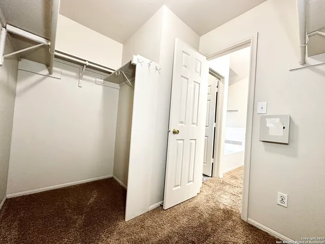 $2,100 | 22230 Goldcrest Run, San Antonio, TX 78258