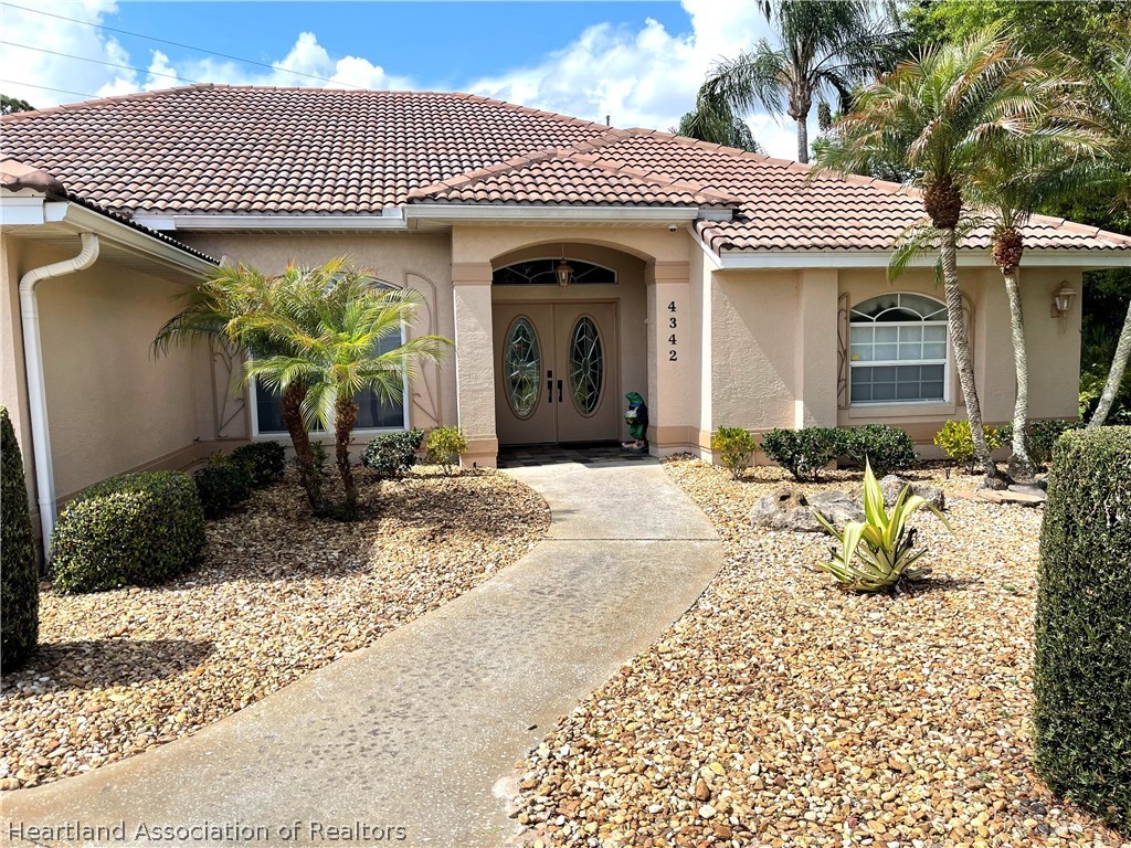 4342 Duffer Loop Sebring, FL 33872 - Photo 3 of 35 Gallery Image 3