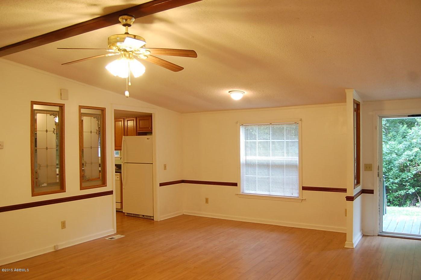 93 Springfield Road Beaufort, SC 29907 - Photo 16 of 41 DSC_0703