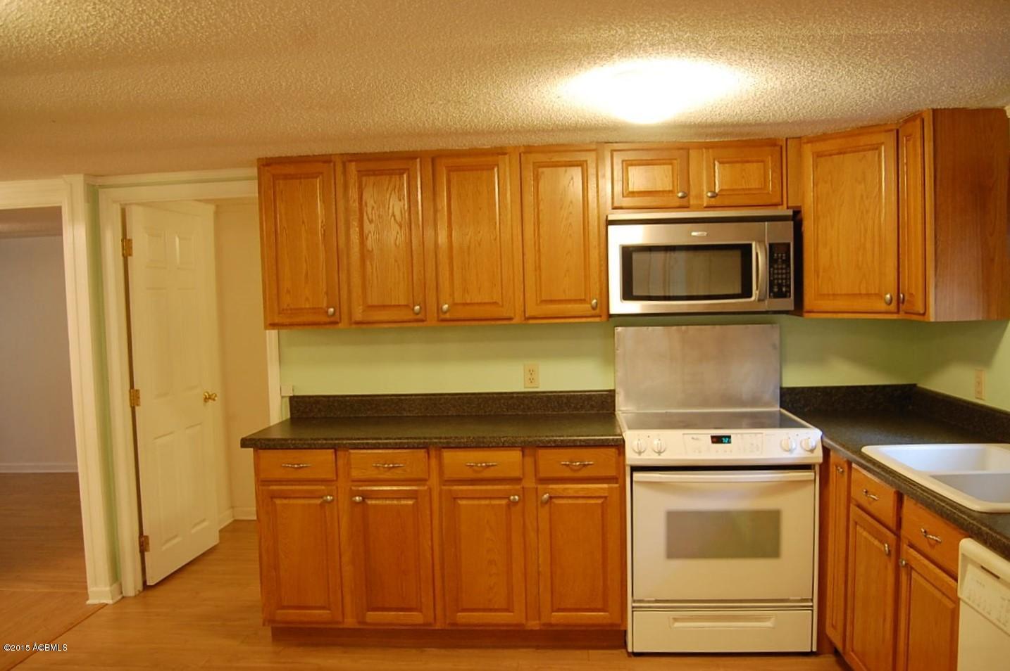 93 Springfield Road Beaufort, SC 29907 - Photo 18 of 41 DSC_0705