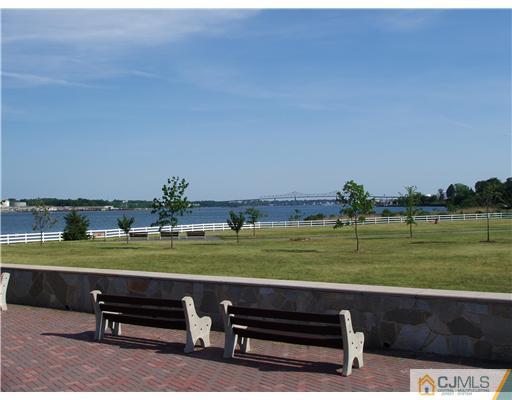 392 Cliff Road Sewaren, NJ 07077 - Photo 11 of 13