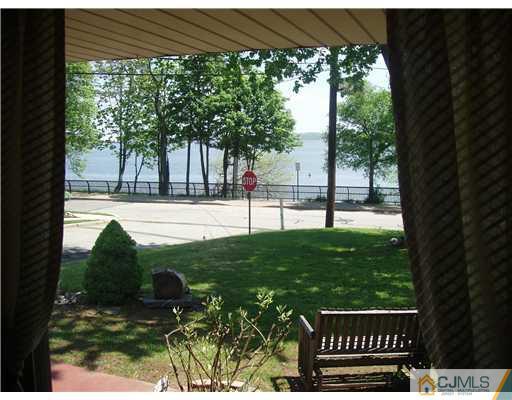 392 Cliff Road Sewaren, NJ 07077 - Photo 9 of 13