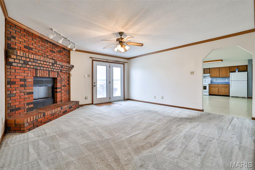 1607 Thunderbird Lane Belleville, IL 62221 - Photo 2 of 42