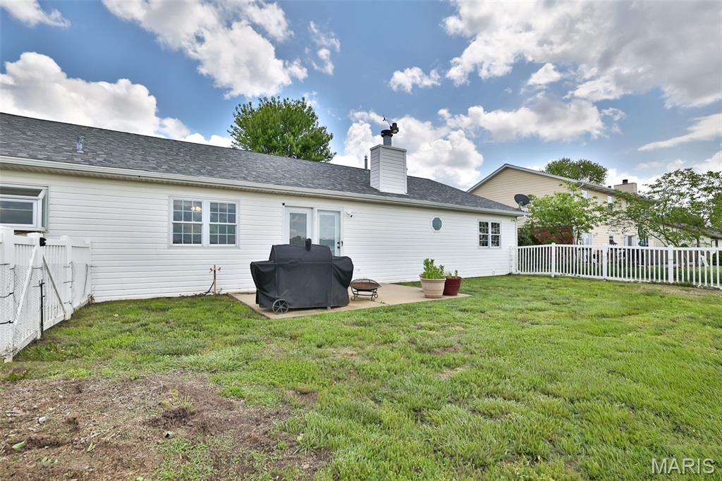 1607 Thunderbird Lane Belleville, IL 62221 - Photo 31 of 42