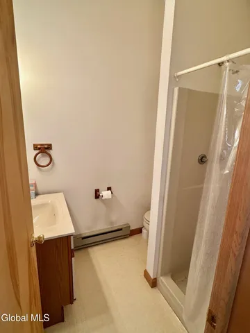 $270,000 | 35 Ridgecrest Way, Hampton, NY 12887