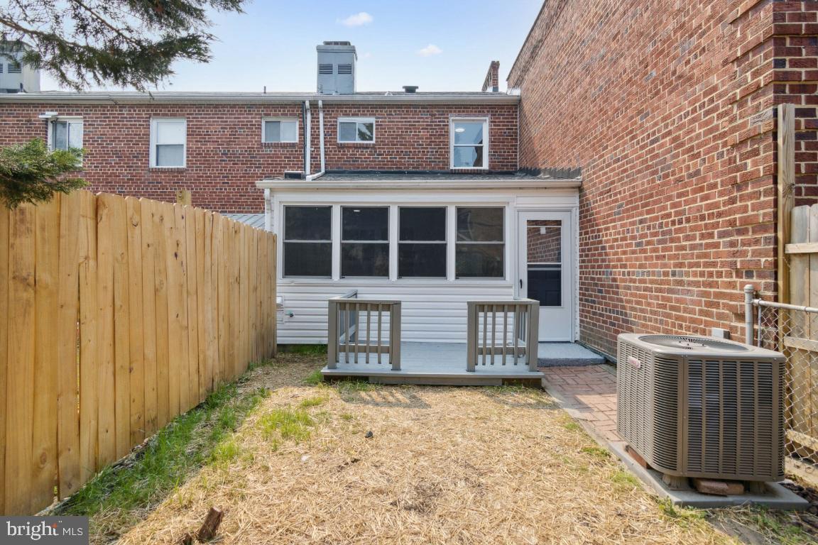 815 4th Street Laurel, MD 20707 - Photo 27 of 29 Backyard with deck