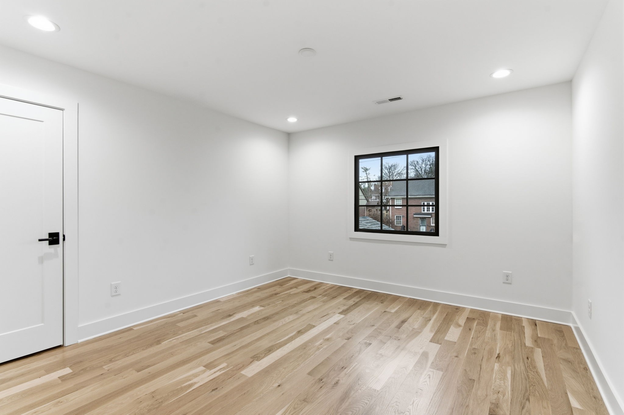 206 Cherokee Road Nashville, TN 37205 - Photo 37 of 64