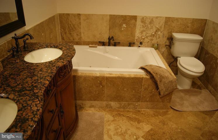 7027 Concord Road Baltimore, MD 21208 - Photo 12 of 18 Bath (Master)