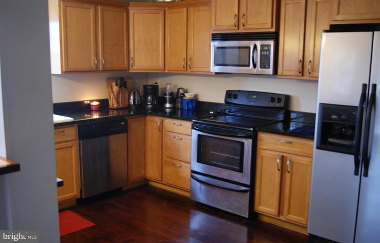 7027 Concord Road Baltimore, MD 21208 - Photo 4 of 18 Kitchen