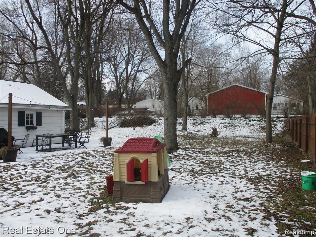 367 North Green Street Perry, MI 48872 - Photo 37 of 43 IMG_5101.JPG