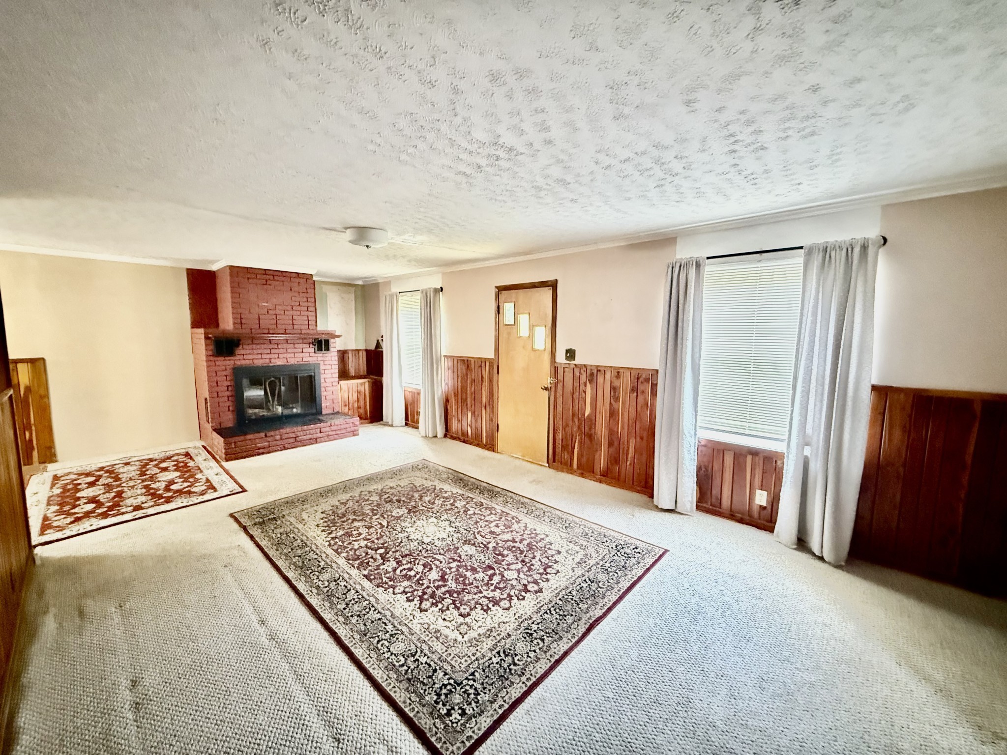 1408 Holly Grove Road Lewisburg, TN 37091 - Photo 10 of 19 a view of kitchen with furniture and a rug